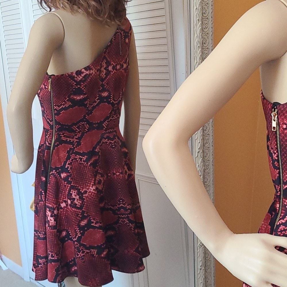 NBD xtheNAVENtwins Dress - Picture 5 of 13